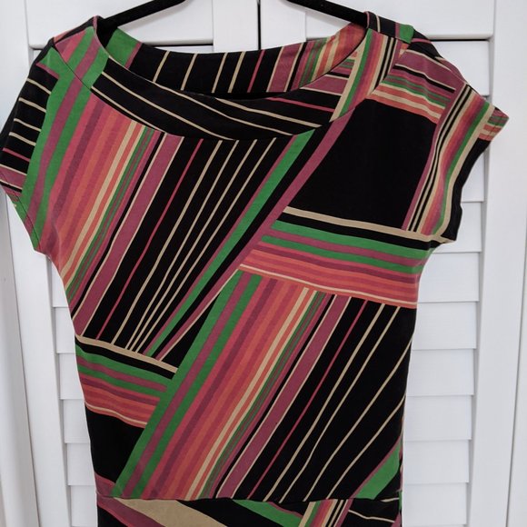 Monsoon geometric top size 4 (small) - Picture 3 of 4